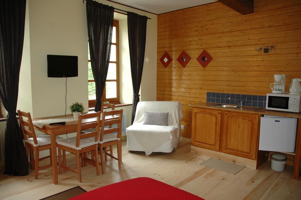 Maison Maxil Hotel Massat Exterior photo