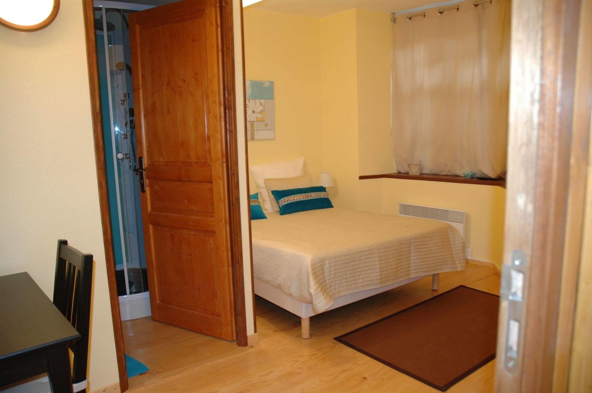 Maison Maxil Hotel Massat Exterior photo